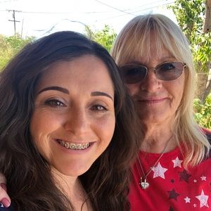 Meet your Posher, Marilyn